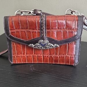 Elegant Brown Croc-Embossed Women's Bag